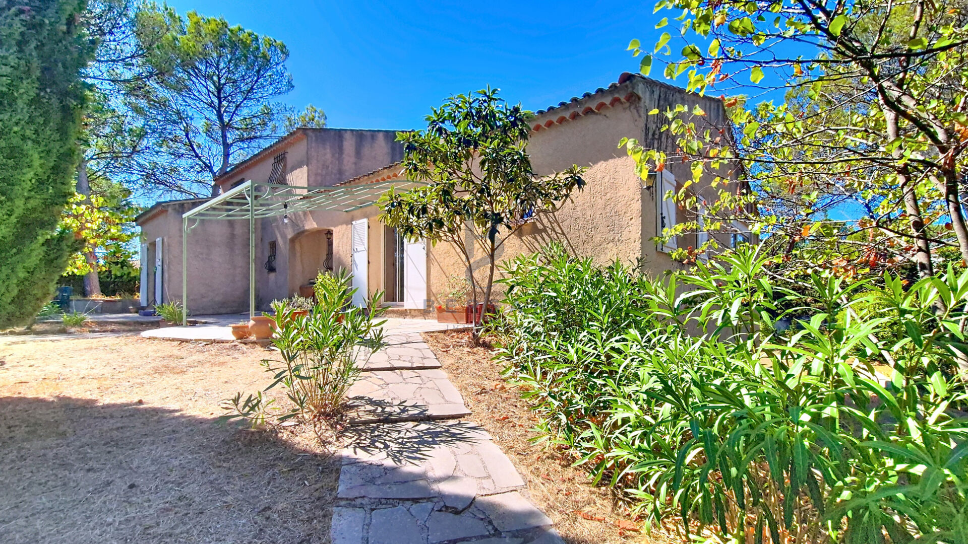 Photo VILLA SAINT-RAPHAEL VALESCURE image 2/6