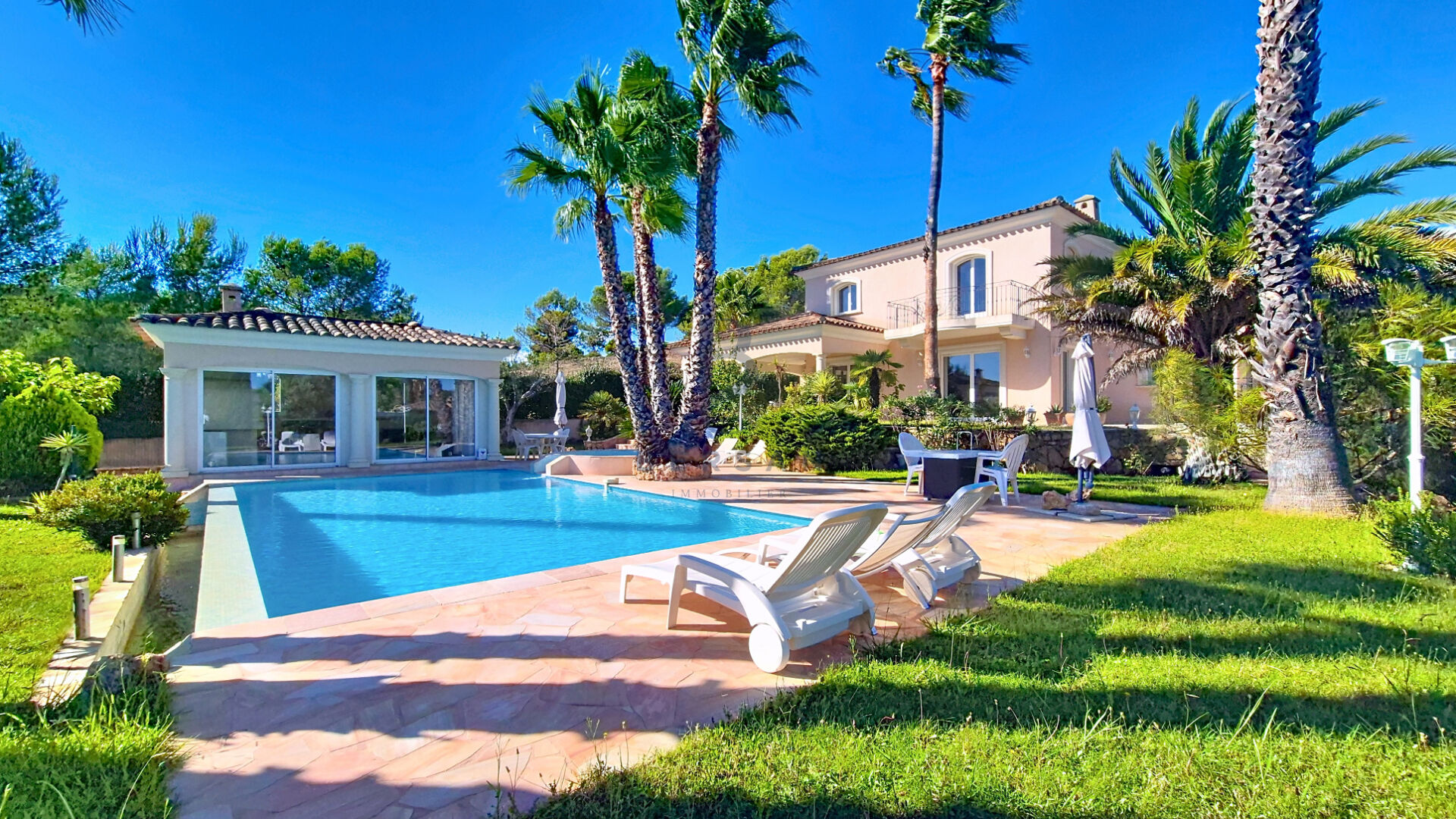 Photo VILLA À DEUX PAS DU GOLF image 2/6