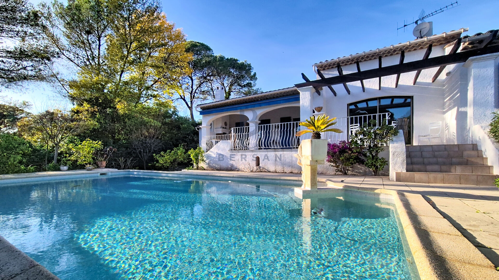 VILLA PLAIN-PIED GOLF DE VALESCURE