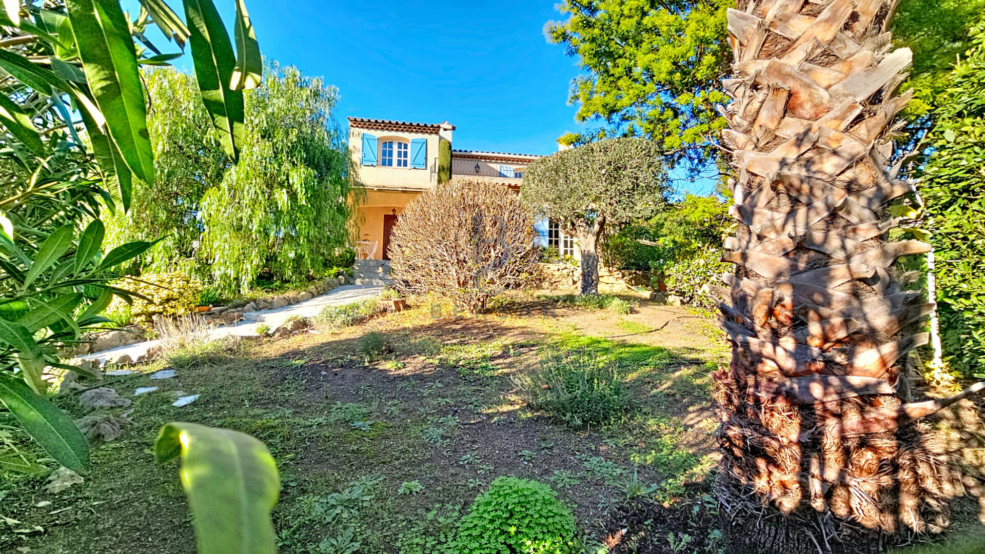 Photo VILLA PROCHE COMMODITÉS - SAINT-RAPHAËL image 2/6