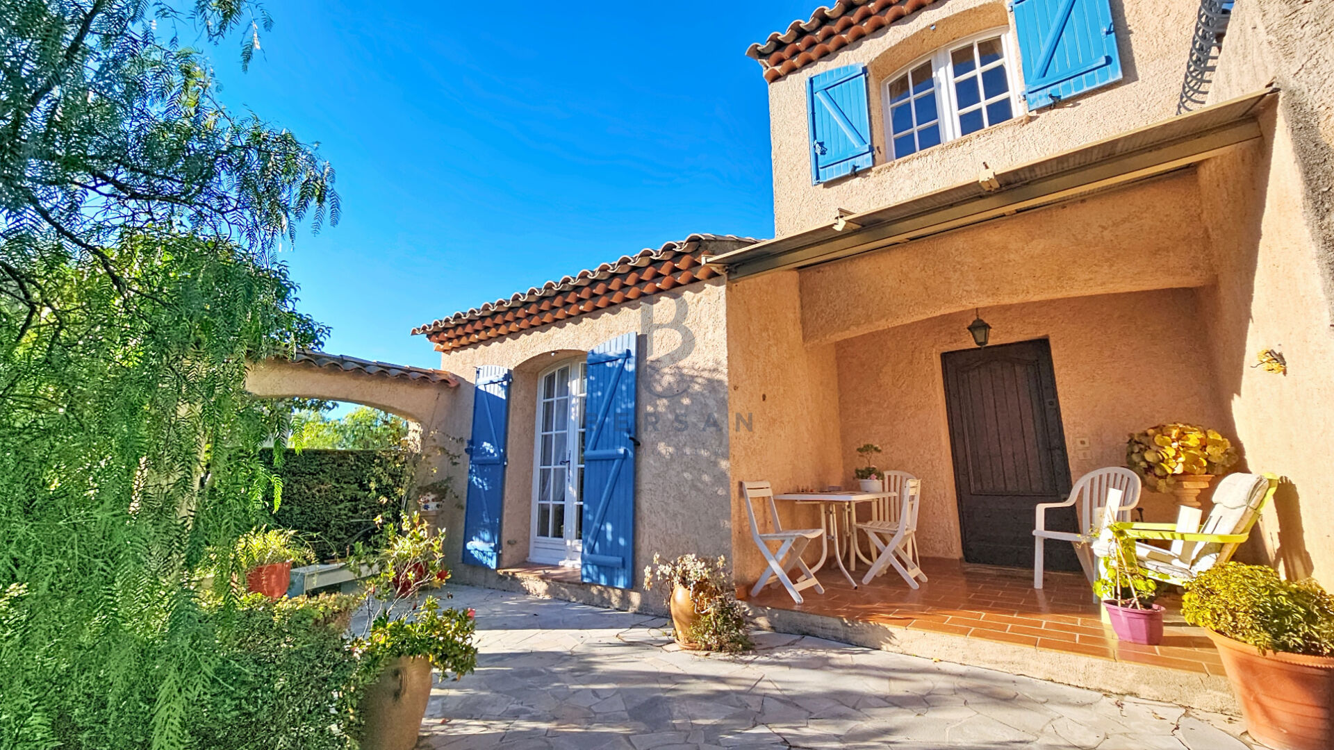 Photo VILLA PROCHE COMMODITÉS - SAINT-RAPHAËL image 5/6