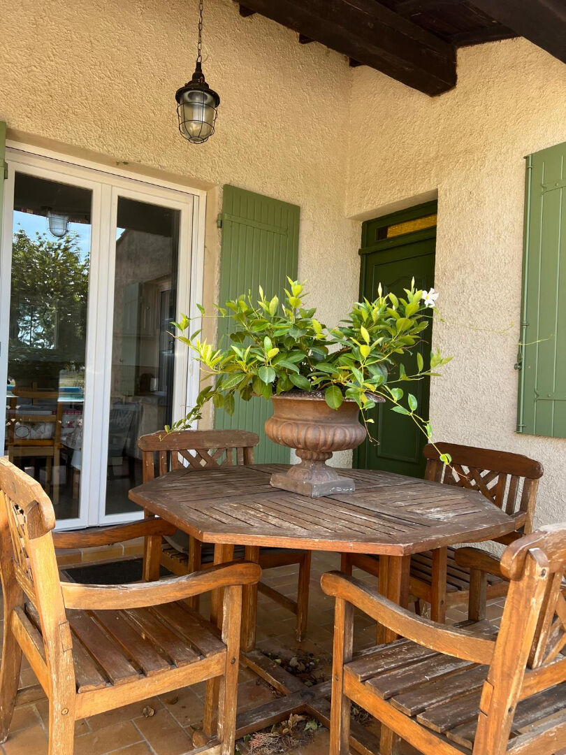 Photo Villa plain-pied sur 5000m² de terrain image 3/6