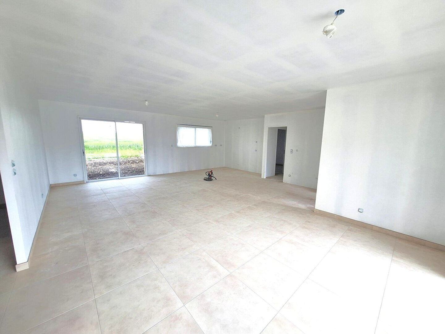 Photo MEDIS - MAISON PP T 5 NEUVE  133 m2 et garage 22m² image 3/6