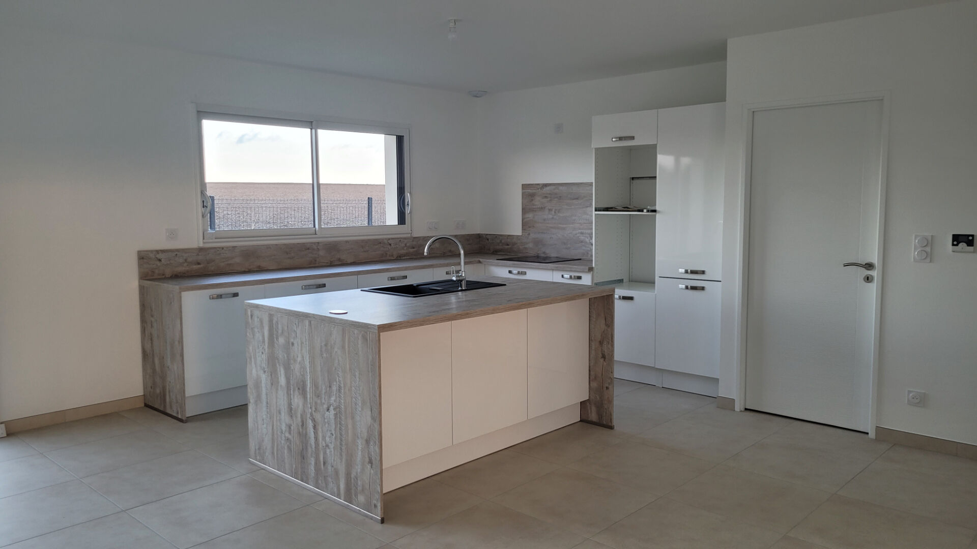 Photo MEDIS - MAISON PP T 5 NEUVE  133 m2 et garage 22m² image 4/6