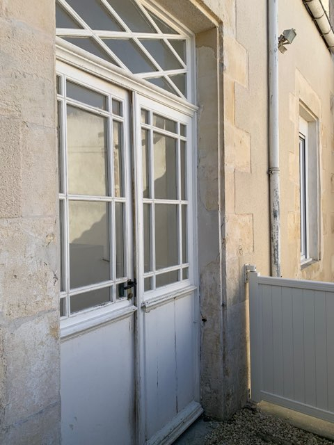 Photo SAUJON Centre - IMMEUBLE PPIED composé de 2 APPTS avec chacun sa COUR image 2/6