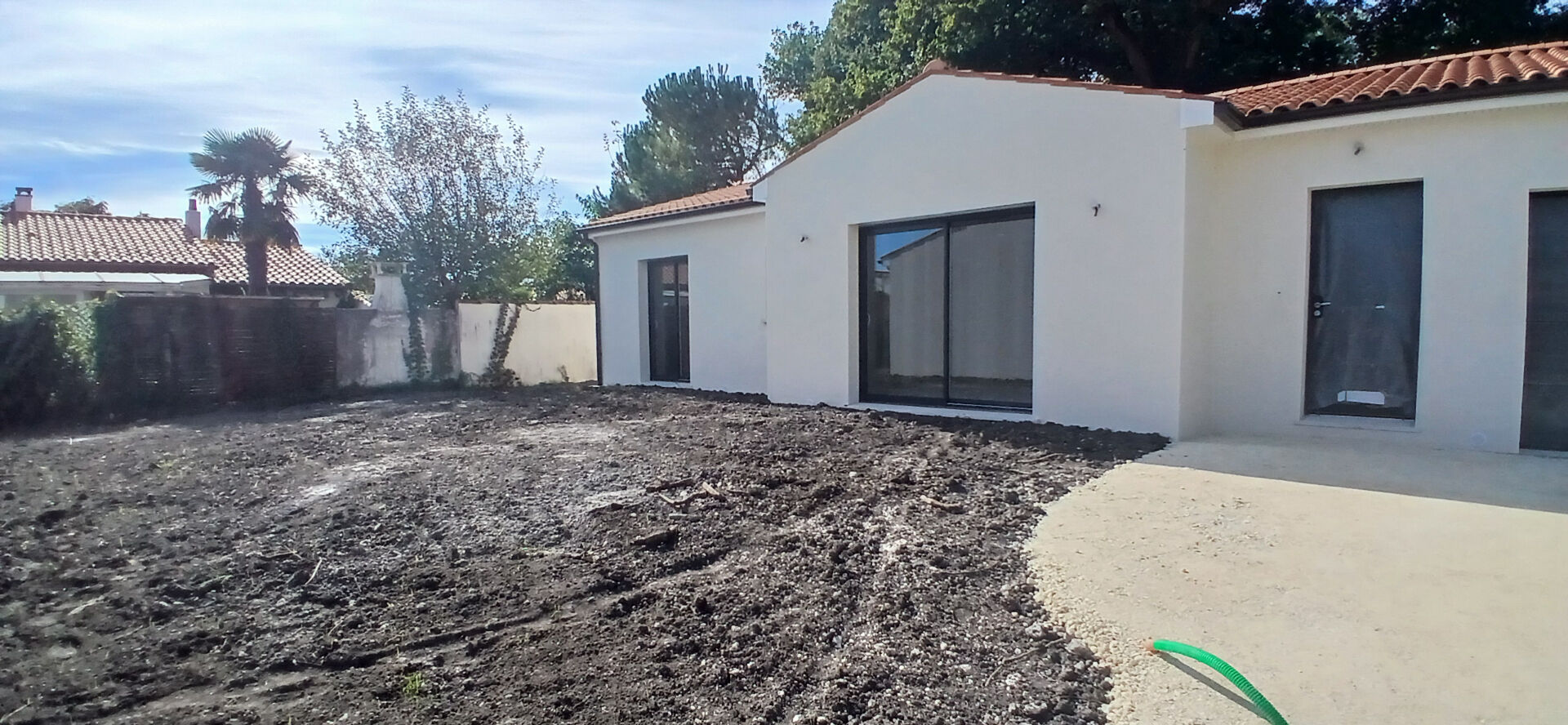 ST SULPICE DE ROYAN PPIED NEUF T4 avec GGE sur 429m²