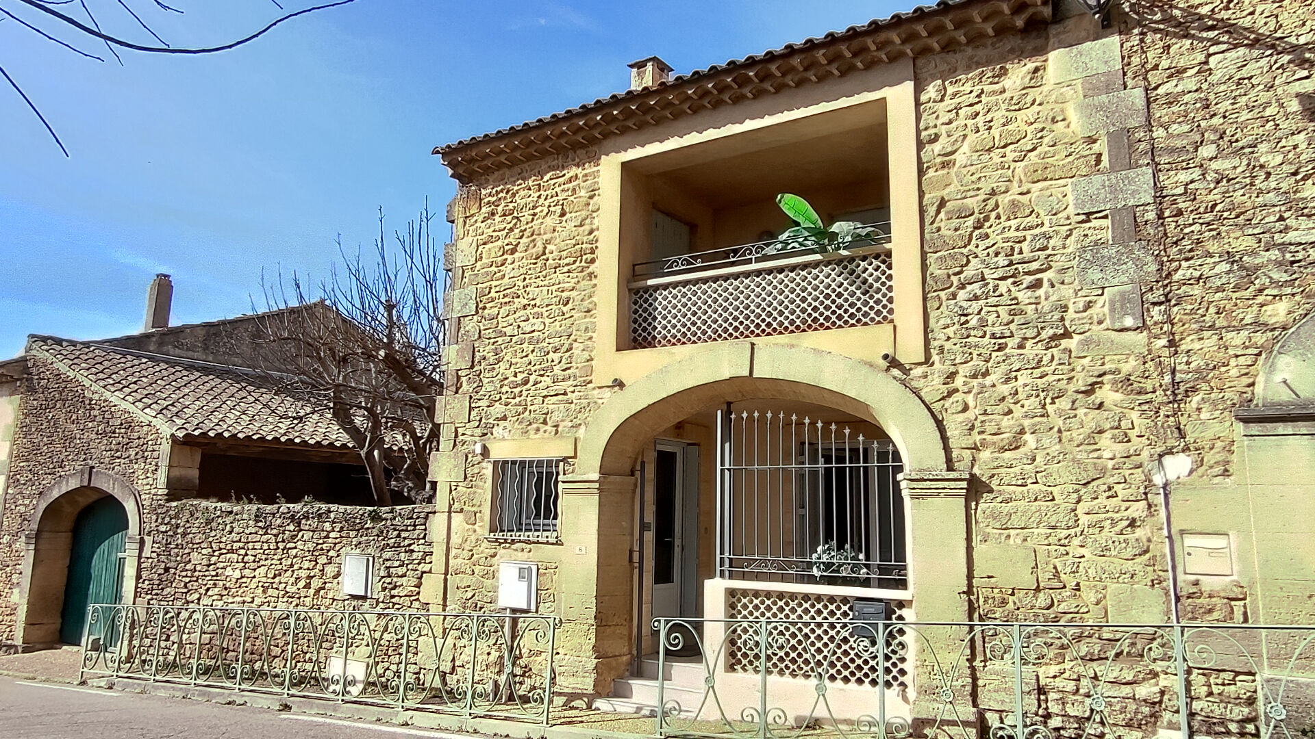 Agence immobilière de GNIMMO BIEN URBAIN Garons