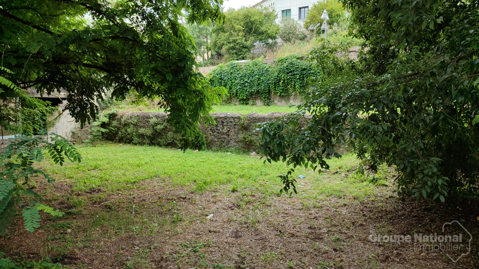 Photo Terrain à bâtir sur Ales 476 m2 image 2/5