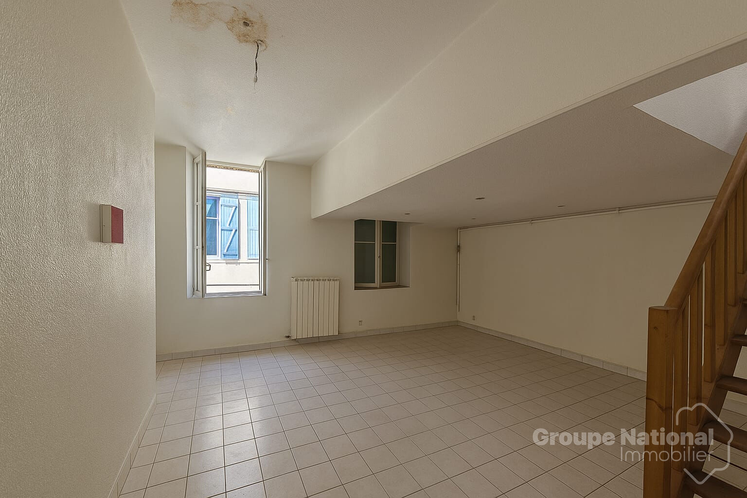 Maison de ville divisée en 2 appartements Nimes 88 m2