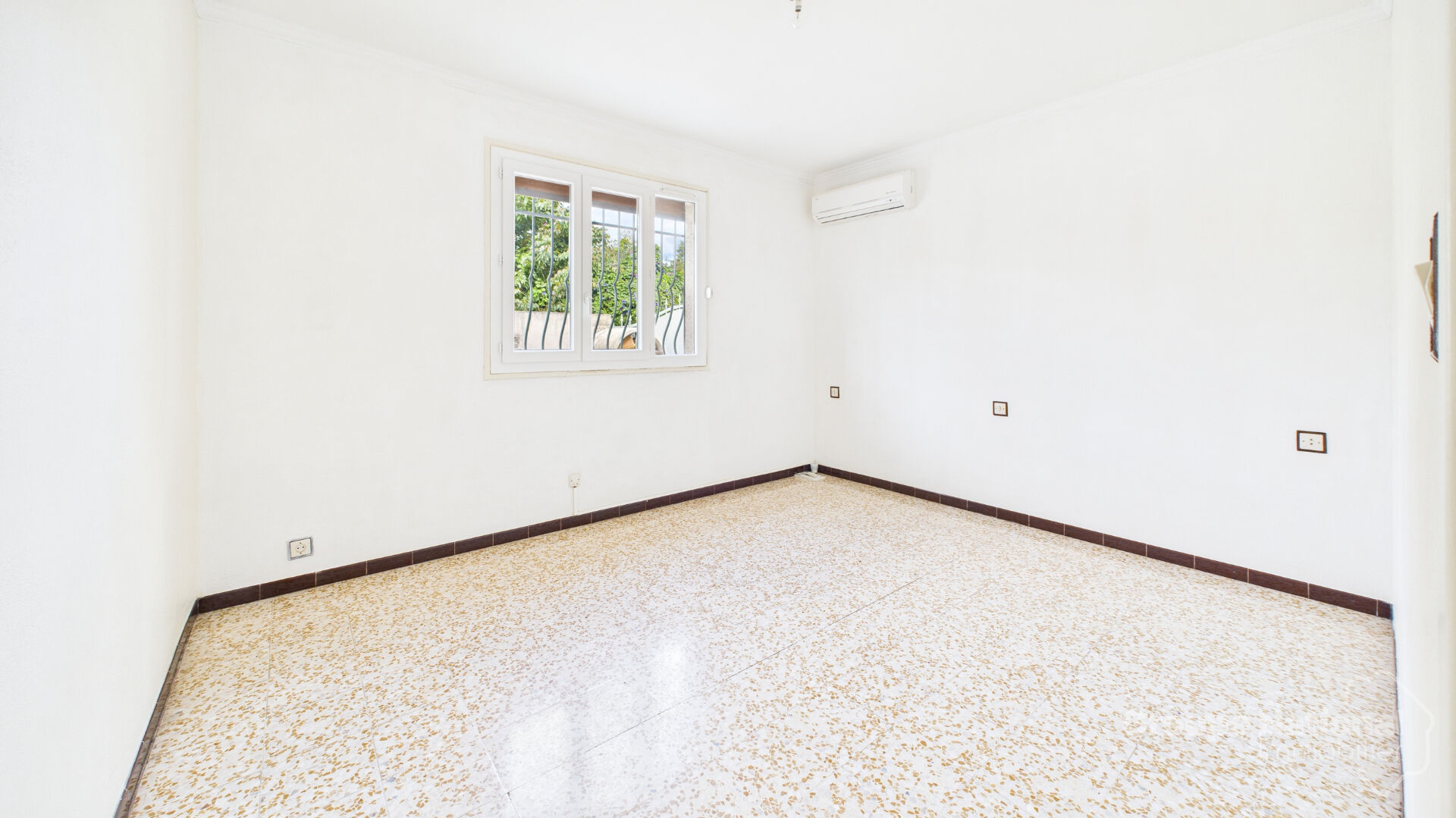 Photo Villa Nimes 4 pièces 103 m² sur 350 m² de parcelle image 5/6