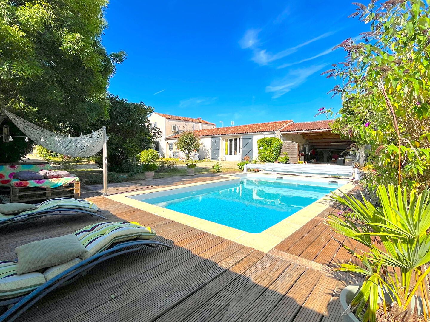 Photo Maison 6 pièce(s) 190 m2 image 1/6