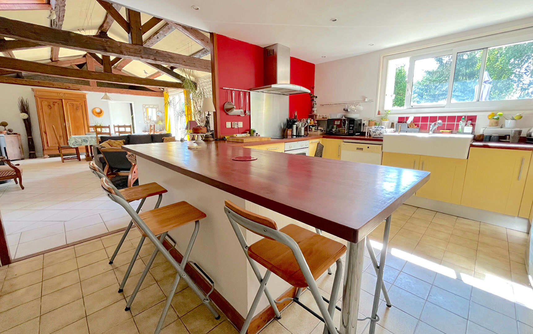 Photo Maison 6 pièce(s) 190 m2 image 3/6