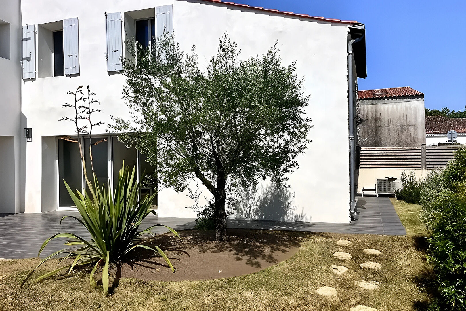 Agence immobilière de BLOWSENS Sainte Soulle - BLOWSENS