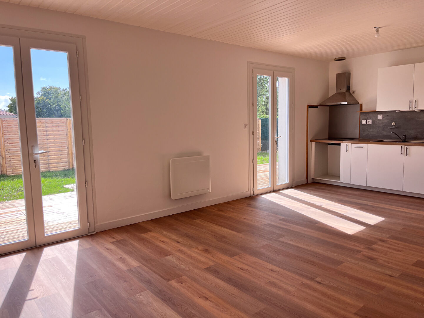 Photo Maison  rénovée 96 m2 -3/4 chambres - sur parcelle sur 415 m2 image 4/6