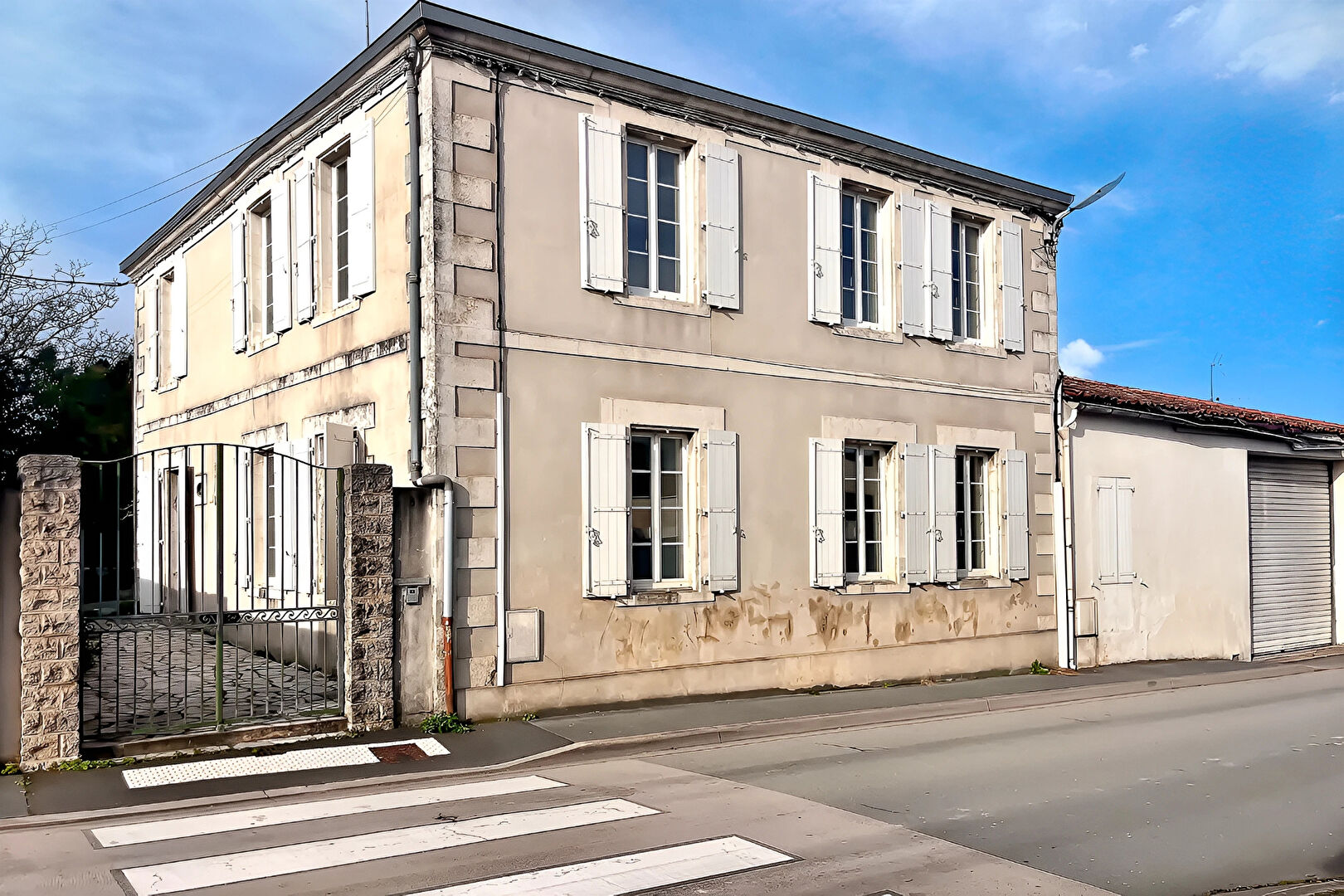 Agence immobilière de BLOWSENS Sainte Soulle - BLOWSENS