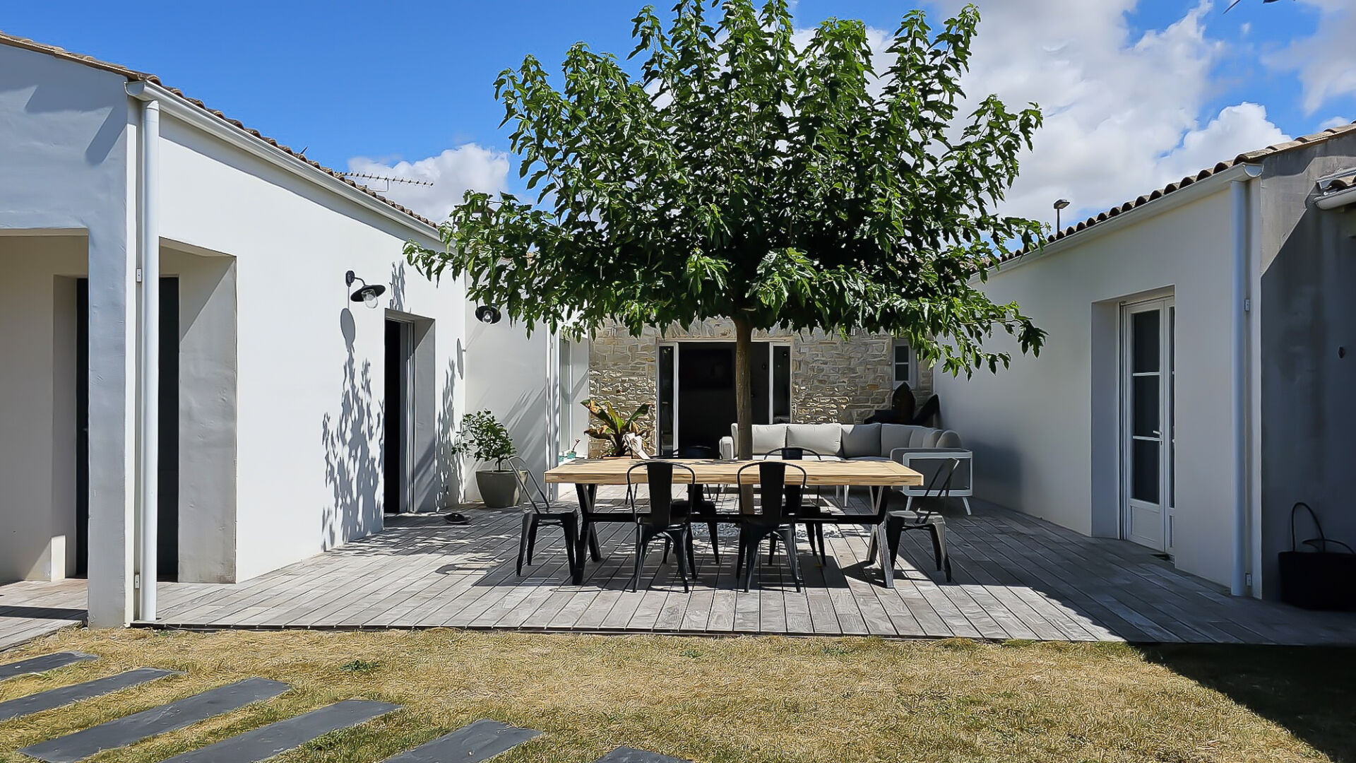 Agence immobilière de BLOWSENS Sainte Soulle - BLOWSENS