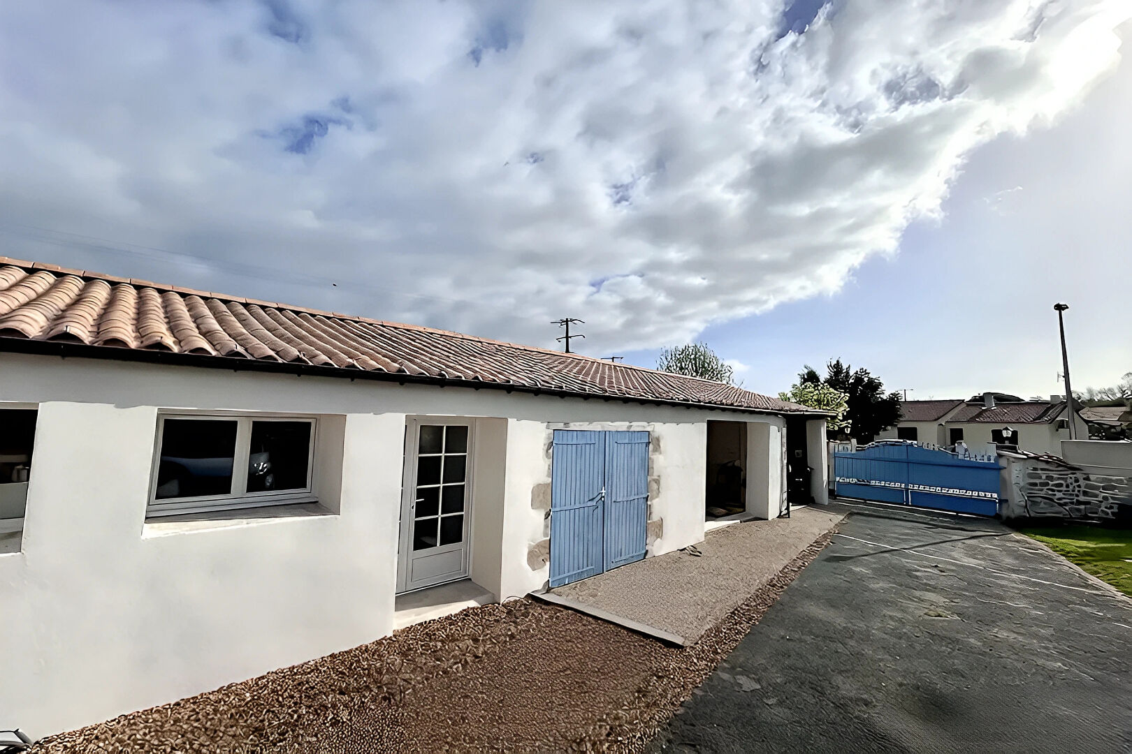 Agence immobilière de BLOWSENS Sainte Soulle - BLOWSENS