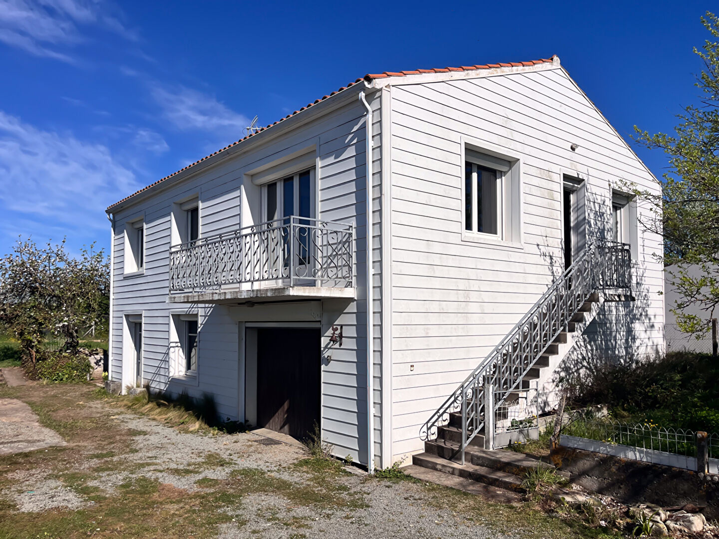 Agence immobilière de BLOWSENS Sainte Soulle - BLOWSENS