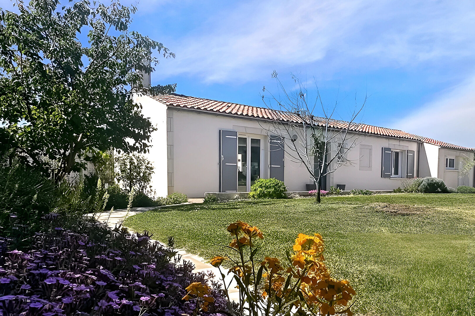 Agence immobilière de BLOWSENS Sainte Soulle - BLOWSENS