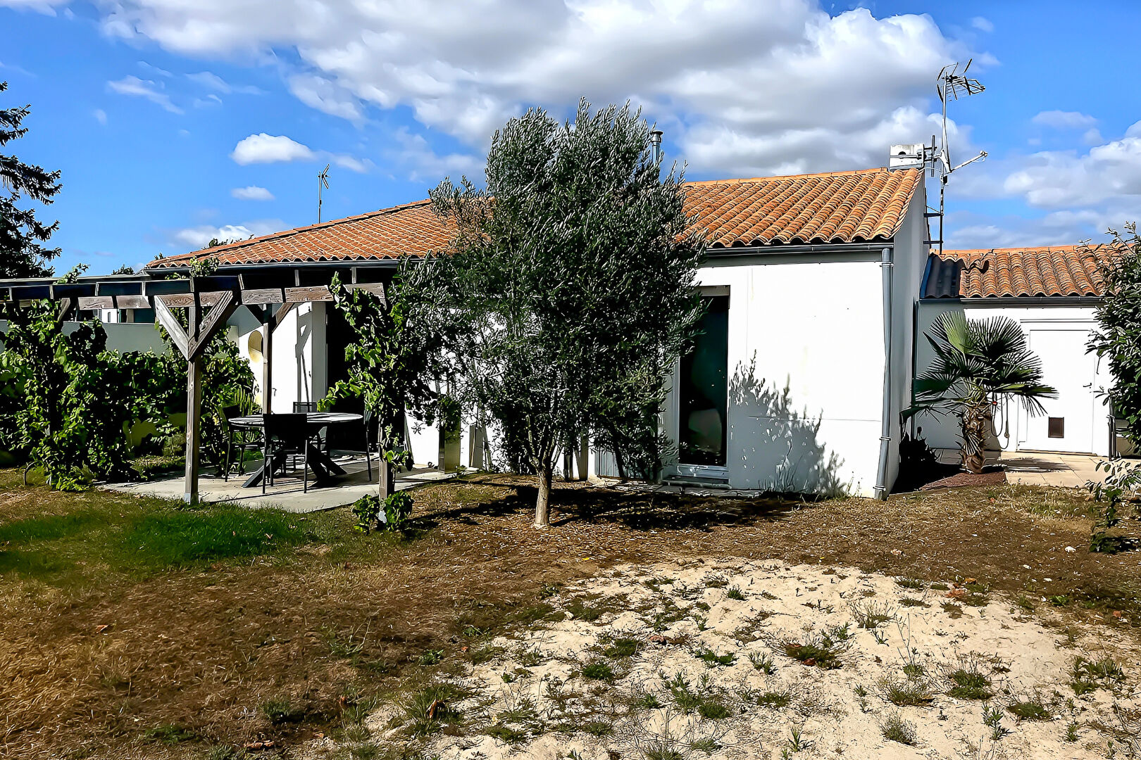 Agence immobilière de BLOWSENS Sainte Soulle - BLOWSENS