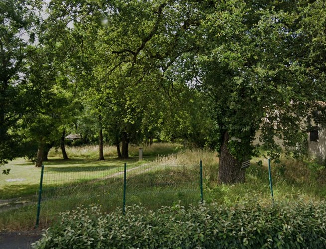 Terrain St Yzan De Soudiac 500 m2