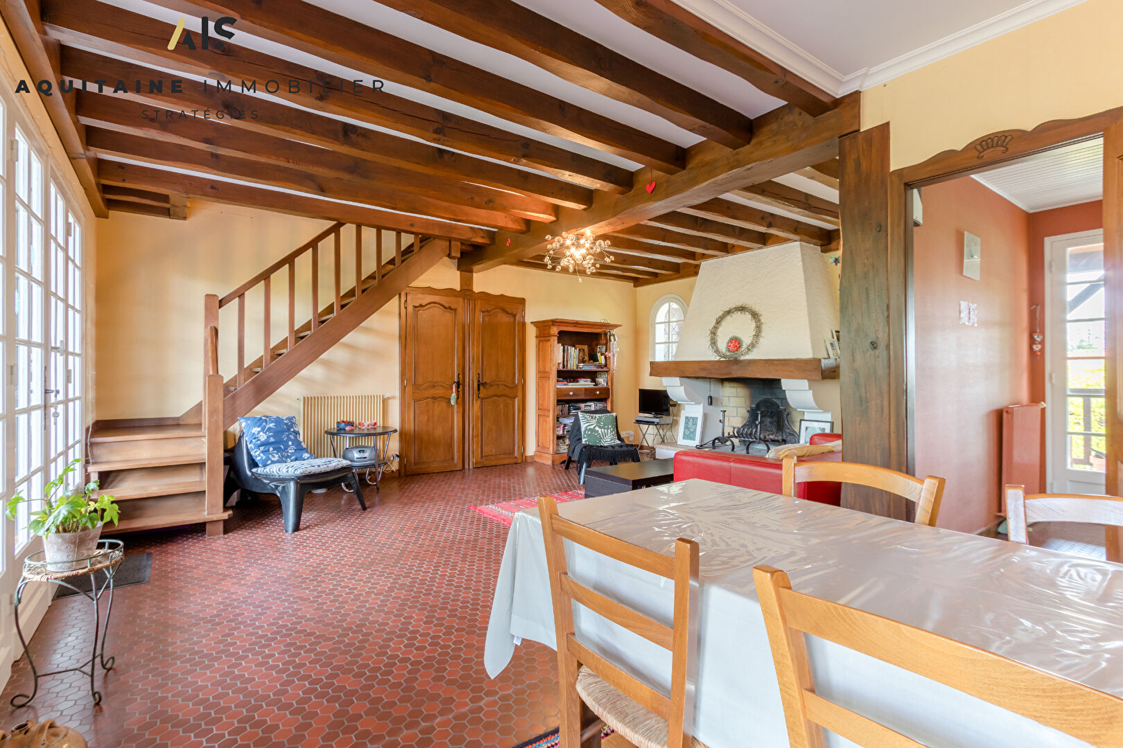 VENDU PAR L AGENCE - EXCLUSIVITE - AQUITAINE IMMOBILIER STRATEGIES - EXCLUSIVITE - MAISON T4 LORMONT 96 M² - PARCELLE 658  M².