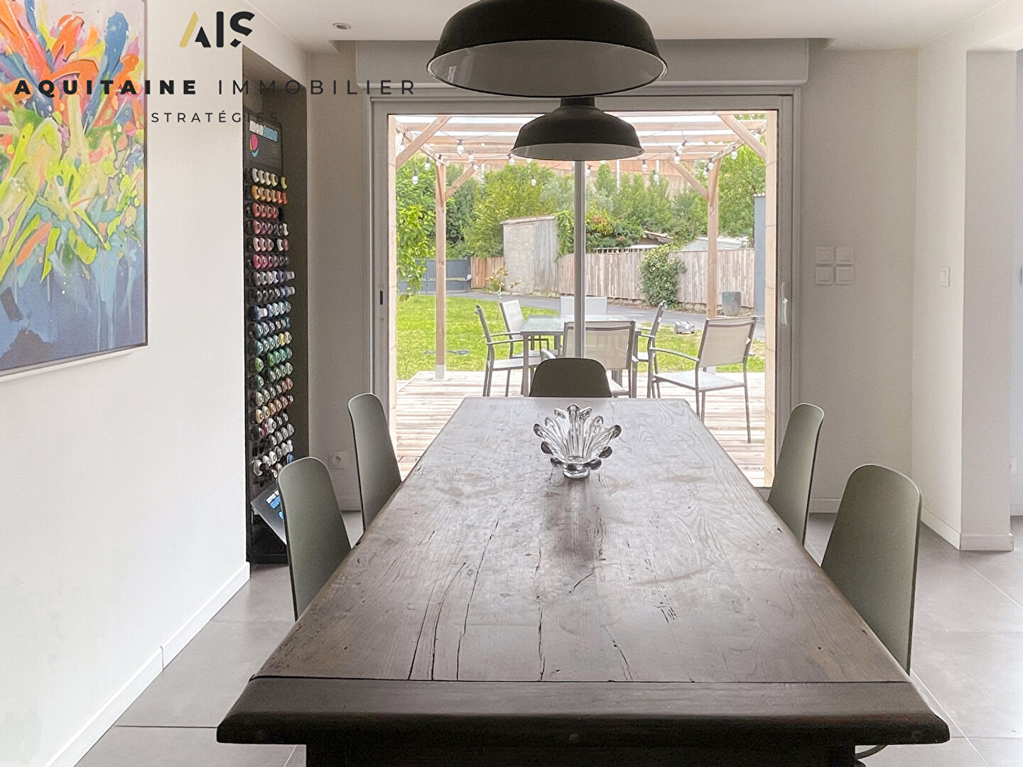 Photo OFFRE D ACHAT ACCEPTEE - AQUITAINE IMMOBILIER STRATEGIES - MAISON T4 98 M² + 2 GARAGES + TERRASSES + VERRIERE - PARCELLE 911 M² image 3/6