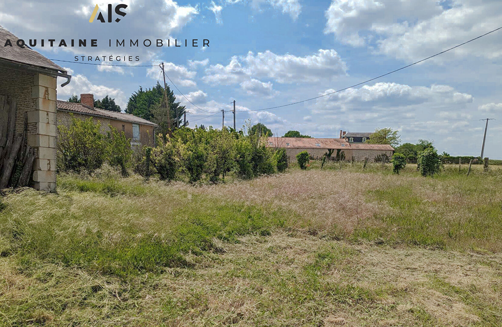 Photo EXCLUSIVITE - AQUITAINE IMMOBILIER STRATEGIES - TERRAIN CONSTRUCTIBLE 2482 M². image 4/6