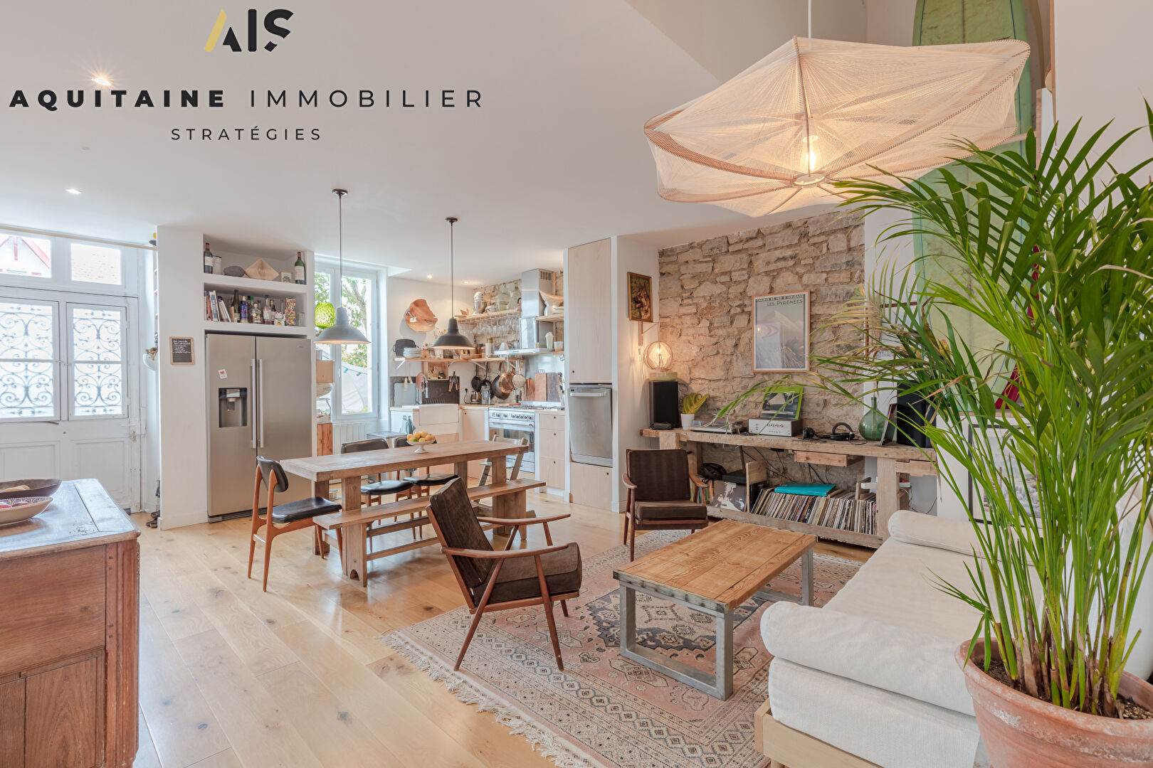 AQUITAINE IMMOBILIER STRATEGIES - RARE SUR LE SECTEUR - EXCLUSIVITE - BAYONNE MARRACQ  SAINT LEON- MAISON/APPARTEMENT T6 145 M². PARCELLE 304 M².