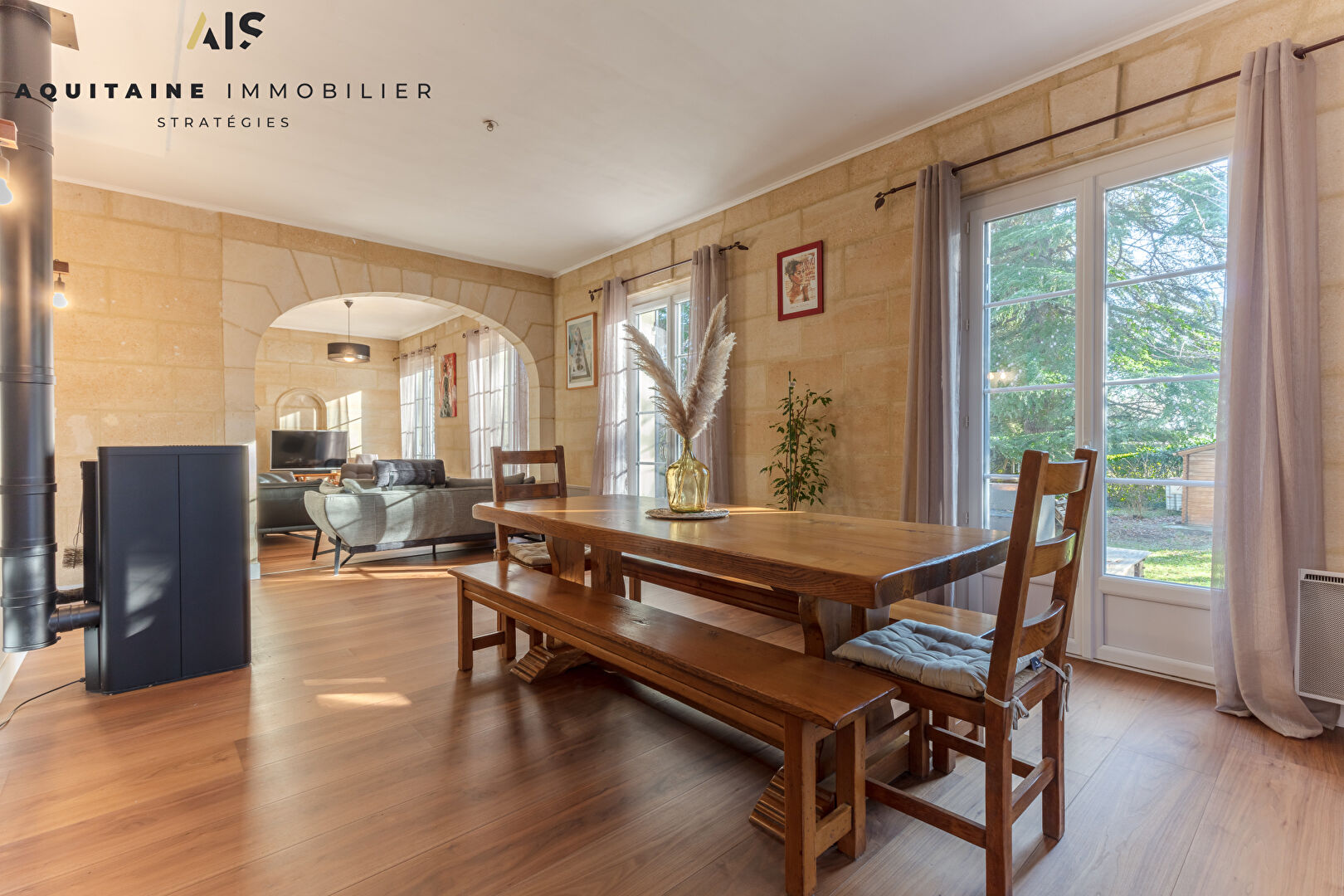 Photo OFFRE D ACHAT ACCEPTEE - AQUITAINE IMMOBILIER STRATEGIES - EXCLUSIVITE - SADIRAC - MAISON T4 120 M² - TERRAIN 1729 M² image 2/6