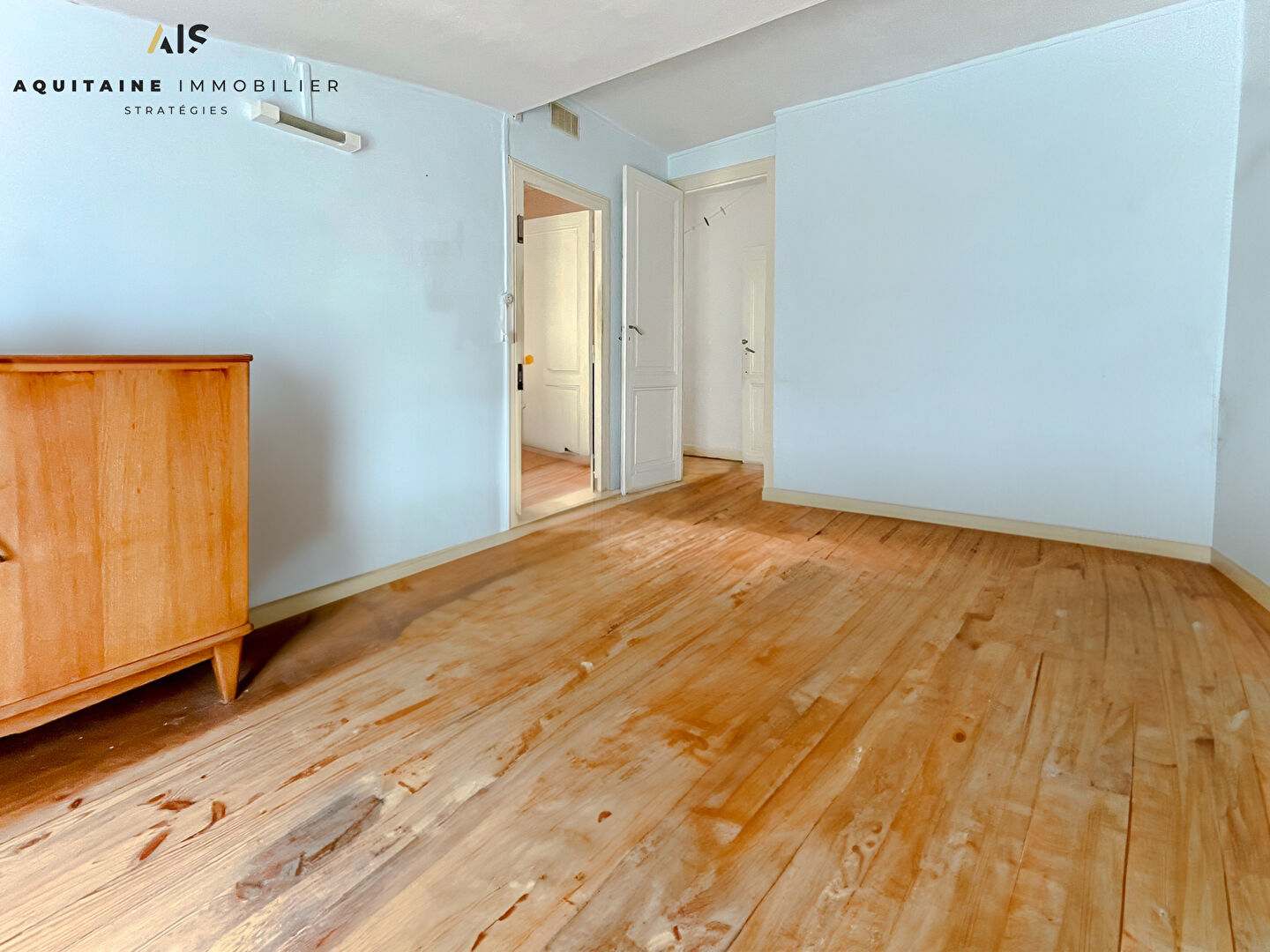 Photo OFFRE D'ACHAT ACCEPTEE - AQUITAINE IMMOBILIER STRATEGIES - NOUVEAUTE - ECHOPPE 114 M² - BORDEAUX SAINT NICOLAS - GARAGE. EXTERIEUR DE 30 M². image 5/6