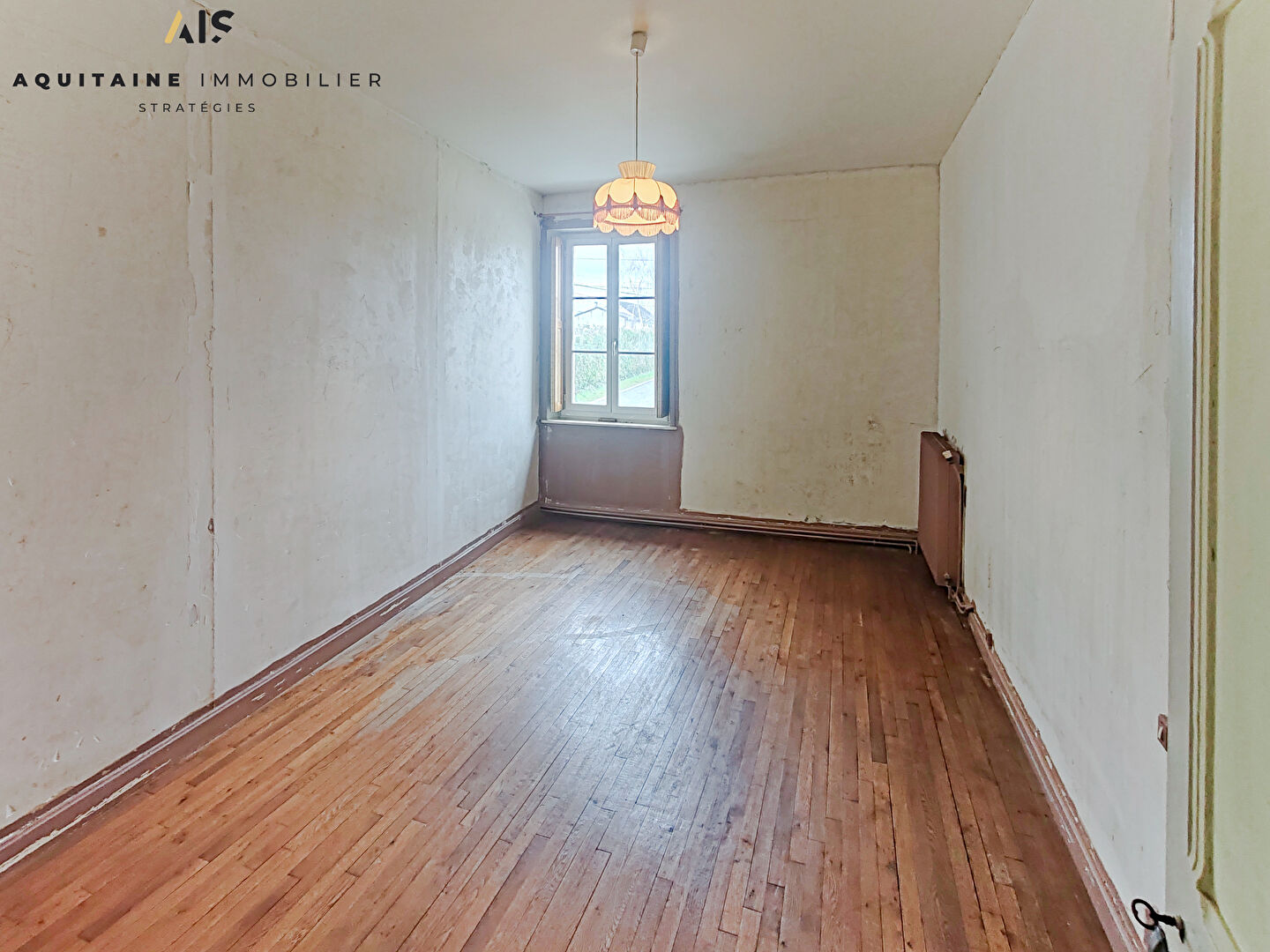 Photo AQUITAINE IMMOBILIER STRATEGIES - MAISON T6 - SAINT MARTIN LA PALLU image 6/6