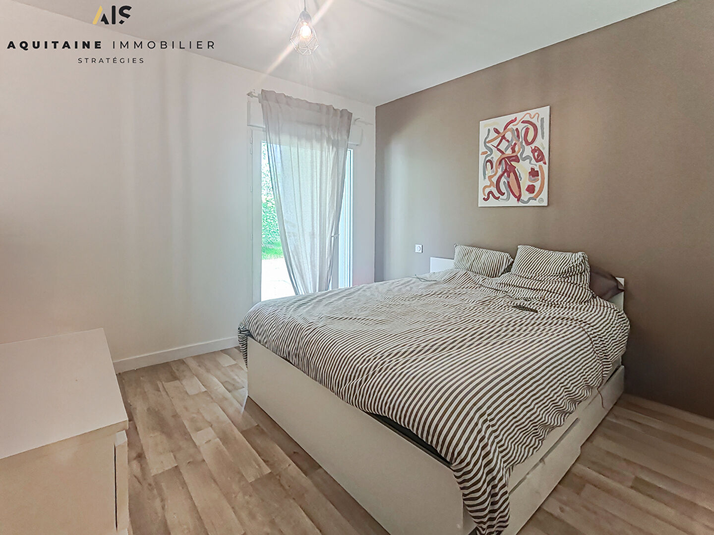 Photo EXCLUSIVITE - AQUITAINE IMMOBILIER STRATREGIES - T2 44M² - POITIERS -  TERRASSE PRIVATIVE - PARKING image 3/6