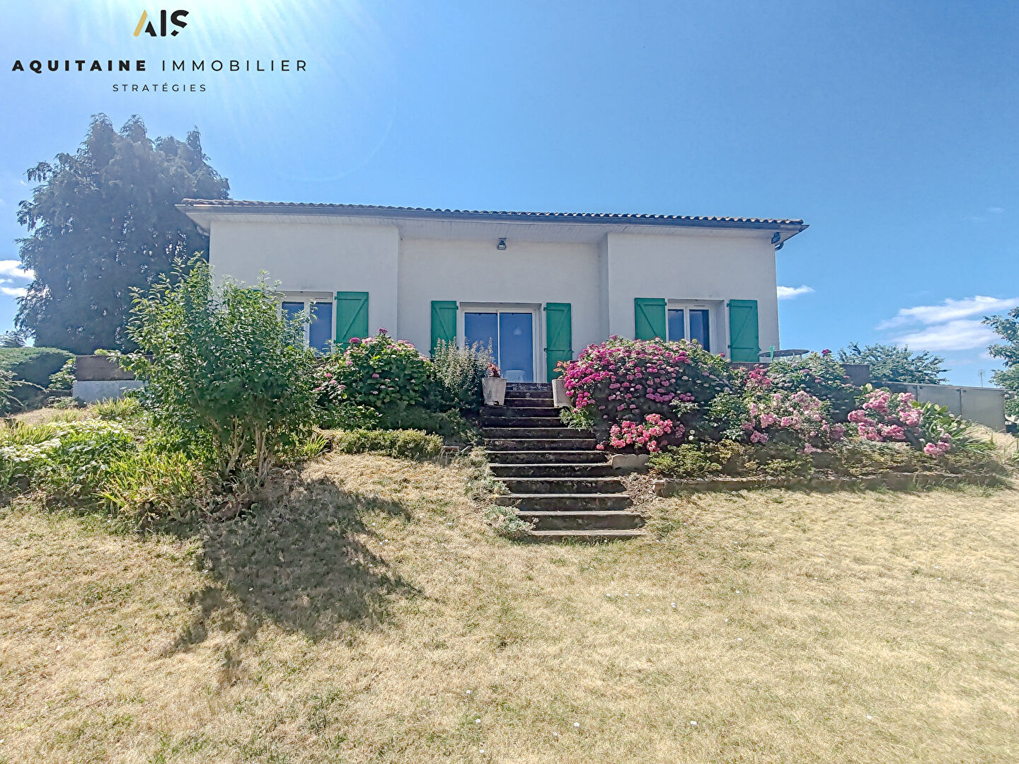 AQUITAINE IMMOBILIER STRATEGIES - EXCLUSIVITE - SAINT GERMAIN - MAISON 105 M² ENVIRON - TERRAIN 2744 M².