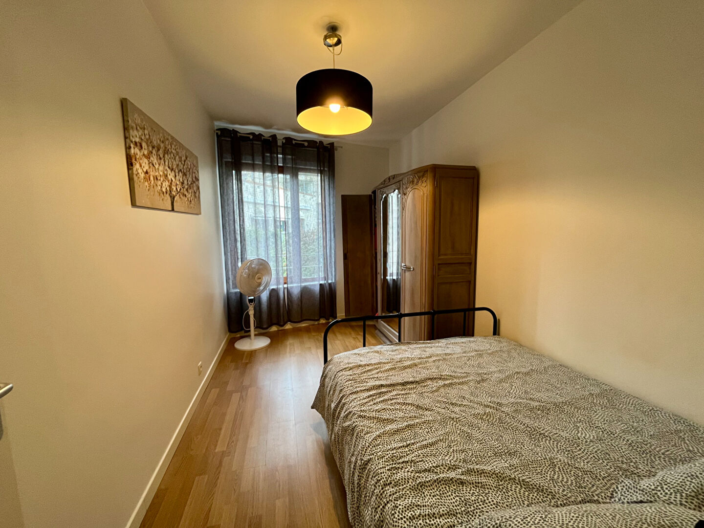 Photo AQUITAINE IMMOBILIER STRATEGIES - EXCLUSIVITE - BORDEAUX GARE - APPARTEMENT T3 66 M² image 4/6