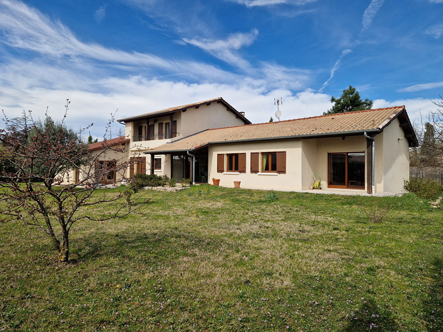 Photo ROMANS SUR ISERE image 1/6