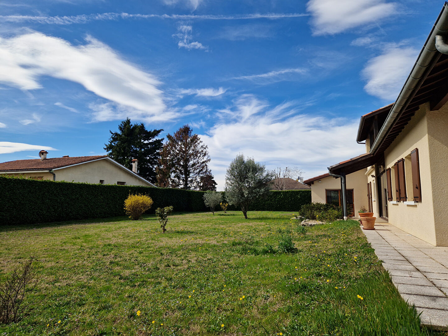 Photo ROMANS SUR ISERE image 2/6