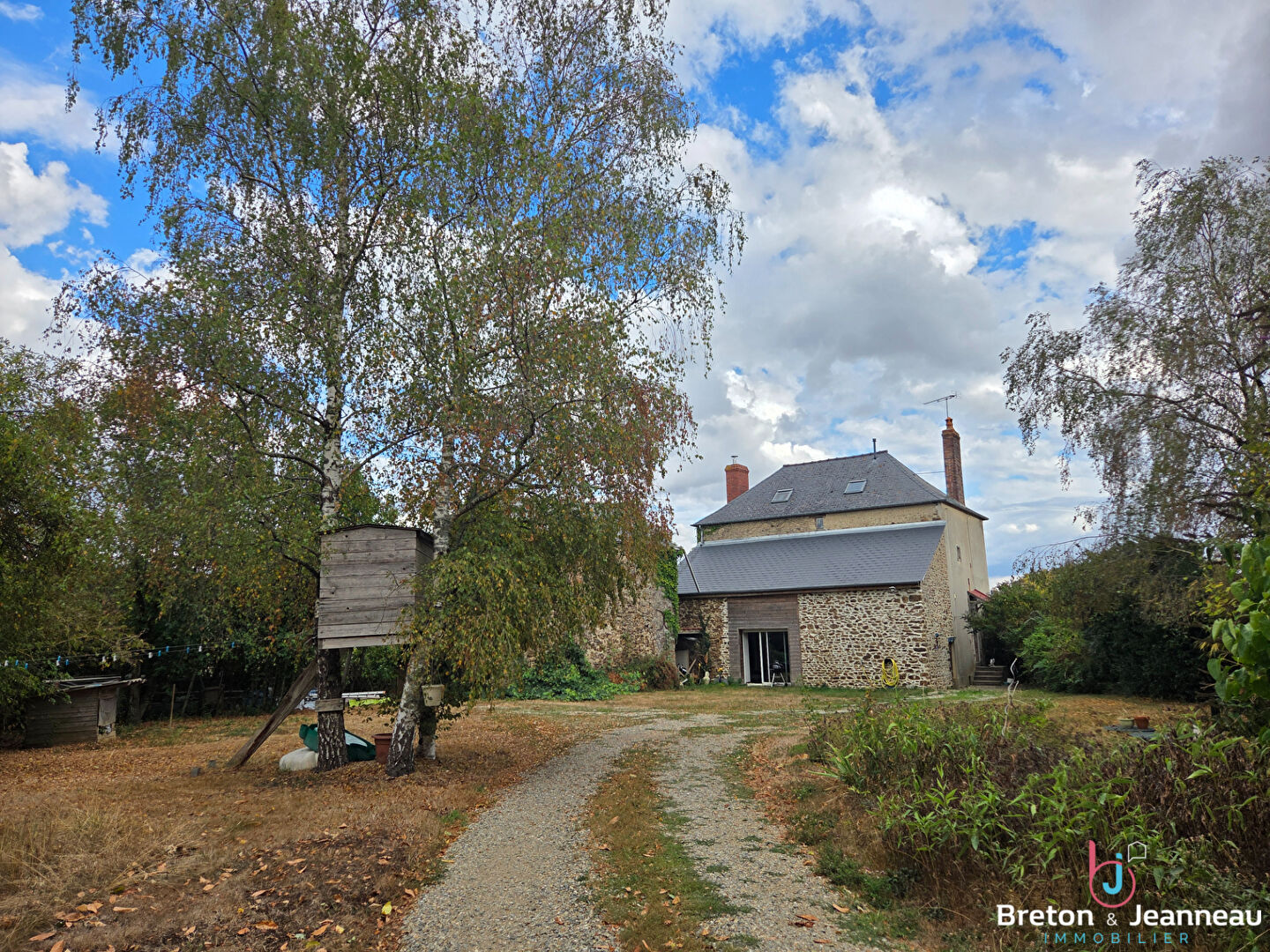 Maison à La Bazouge des Alleux