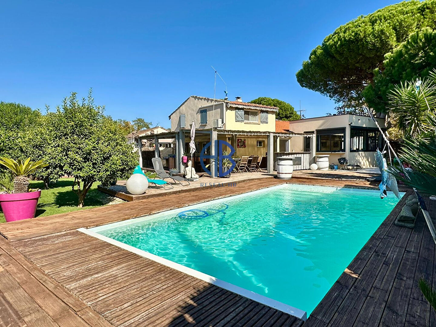 Photo GRAU D'AGDE  MAISON INDIVIDUELLE AVEC PISCINE ET DEPENDANCES  SUR UN TERRAIN DE 785 M² image 2/6