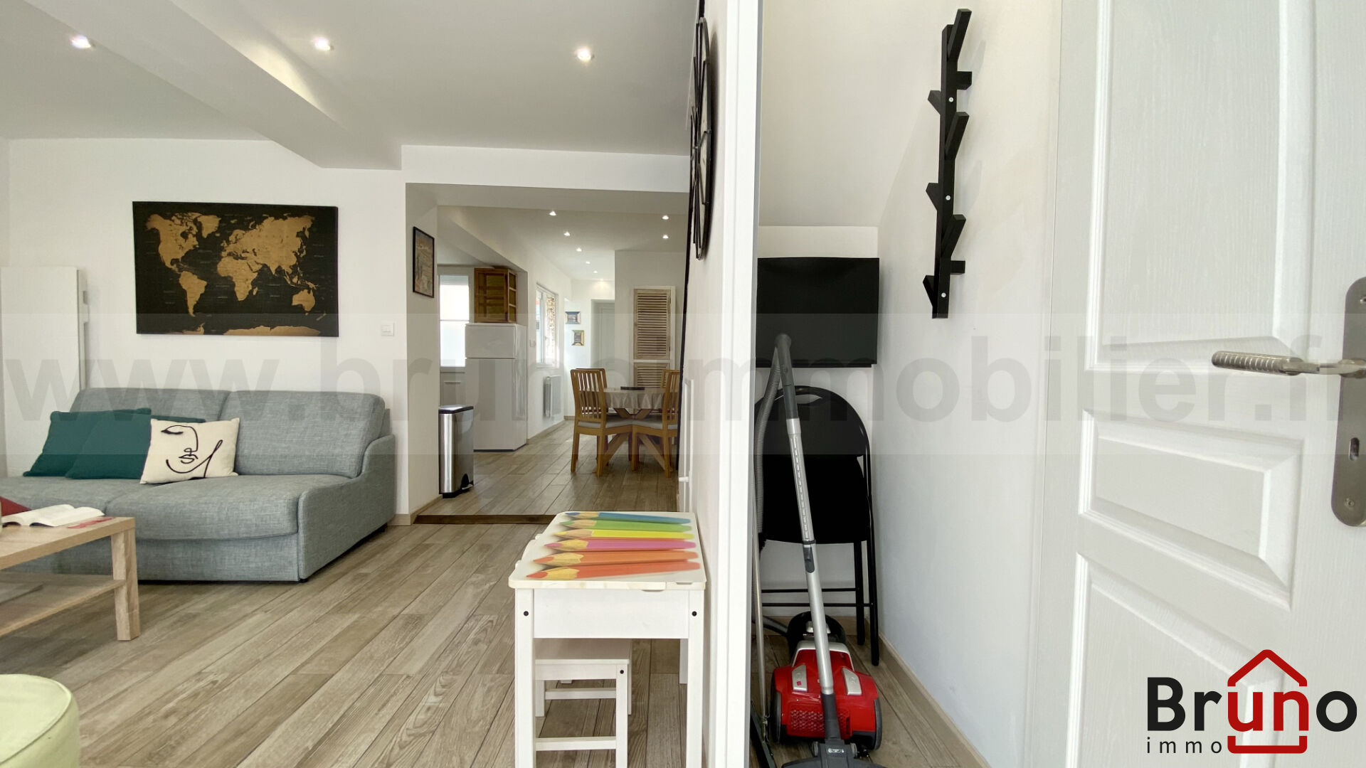 Photo LE CROTOY PLEIN CENTRE-VILLE image 3/6