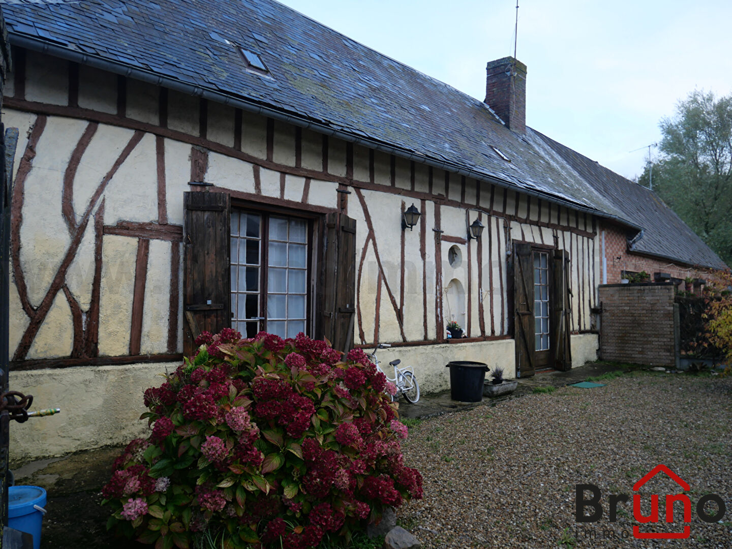 Photo ESTREBOEUF image 2/6