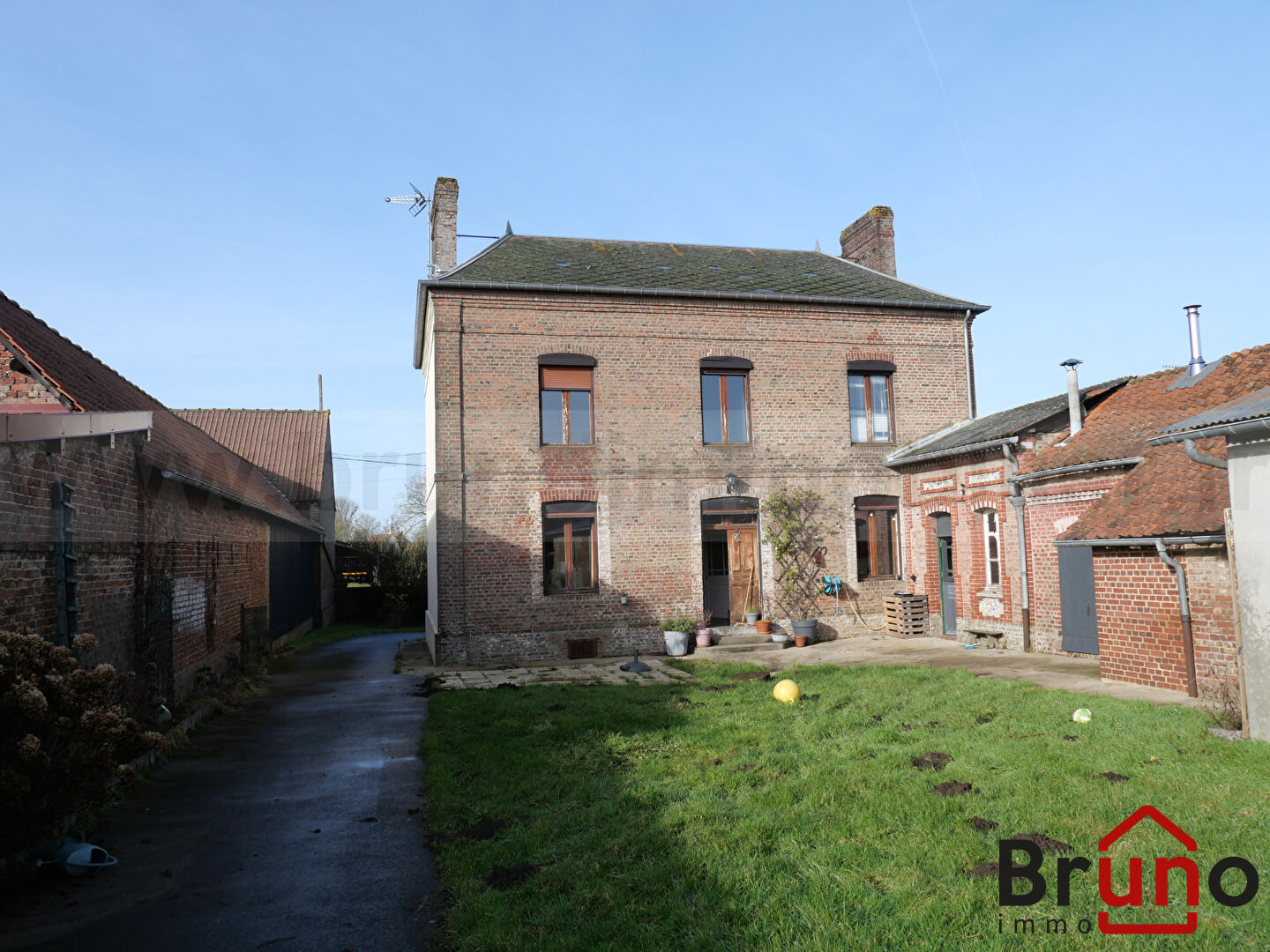 Photo GUESCHART image 2/6