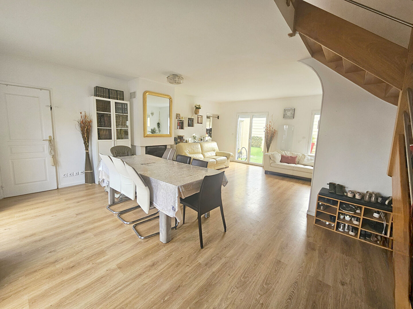 Photo CHARMANTE Maison 6 pièces + Jardin & parking image 2/6