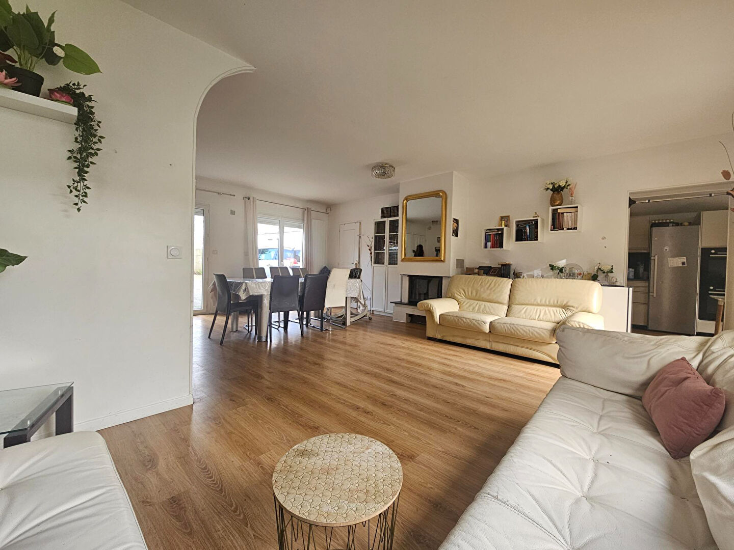 Photo CHARMANTE Maison 6 pièces + Jardin & parking image 5/6