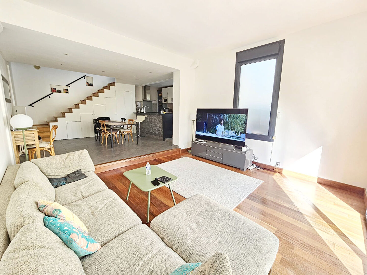 Photo SPLENDIDE MAISON 7 PIECES + JARDIN & PARKING ** RIGOLLOTS ** image 4/6