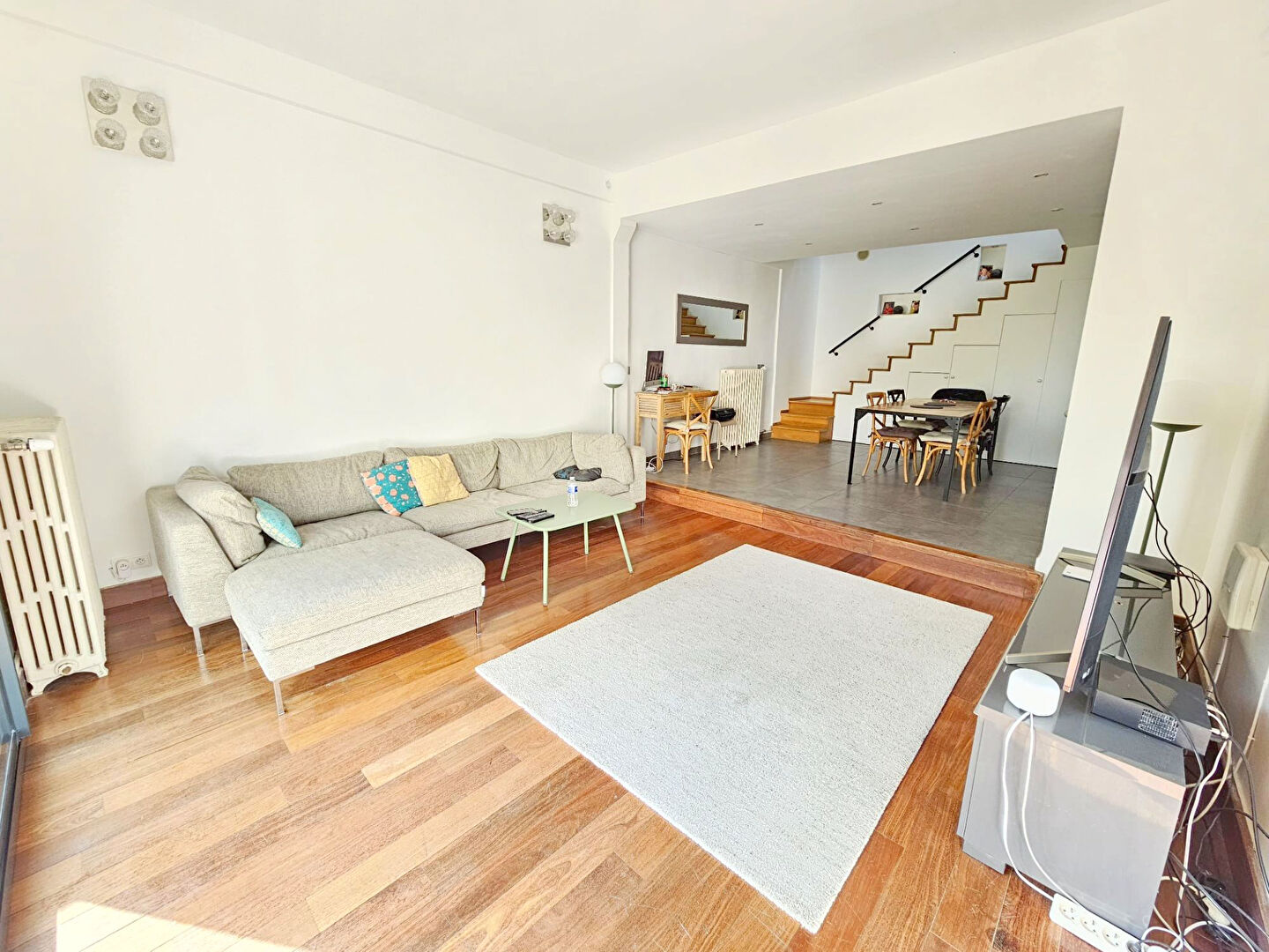 Photo SPLENDIDE MAISON 7 PIECES + JARDIN & PARKING ** RIGOLLOTS ** image 5/6