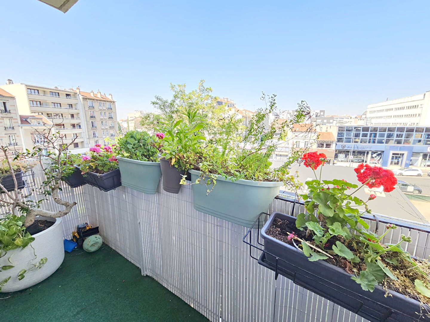 Photo SUPERBE 3 PIECES + BALCON & CAVE ** RIGOLLOTS LIM. VINCENNES ** image 2/6