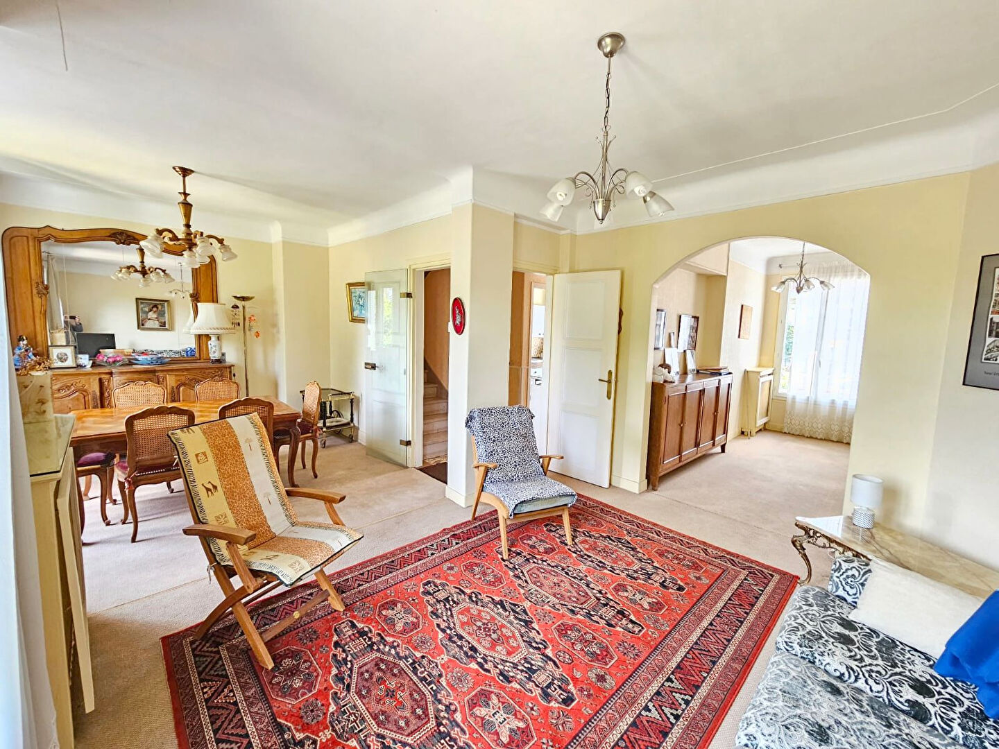 Photo Belle maison 6 pièces + Jardin & sous-sol  *** PROCHE HOTEL DE VILLE  *** image 5/6