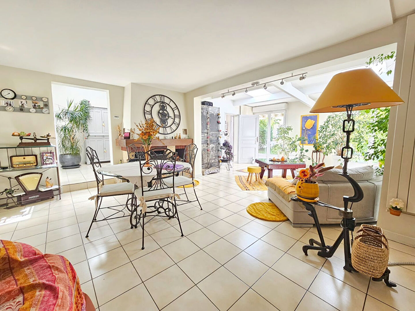 Photo DEUX MAISONS + JARDIN & GARAGE  *** PROCHE PARC DES BEAUMONTS  *** image 5/6