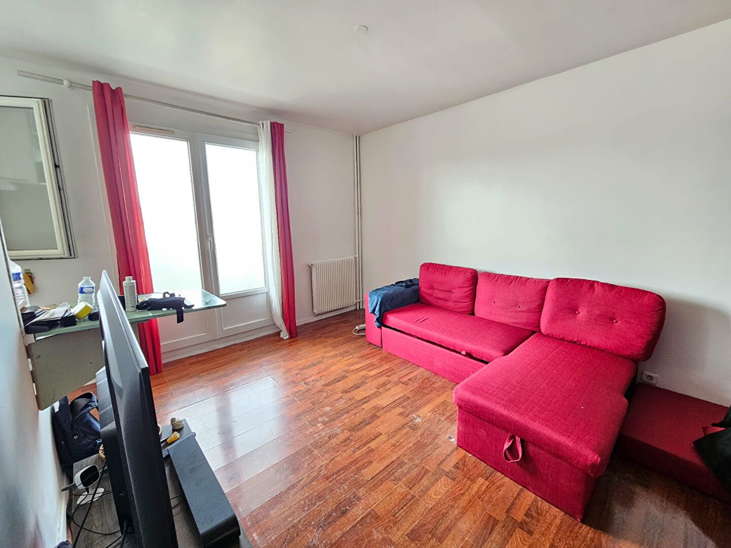 Photo STUDIO + BALCON ** 3 min RUE DALAYRAC *** image 3/4